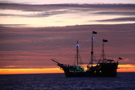pirate-ship-vallarta